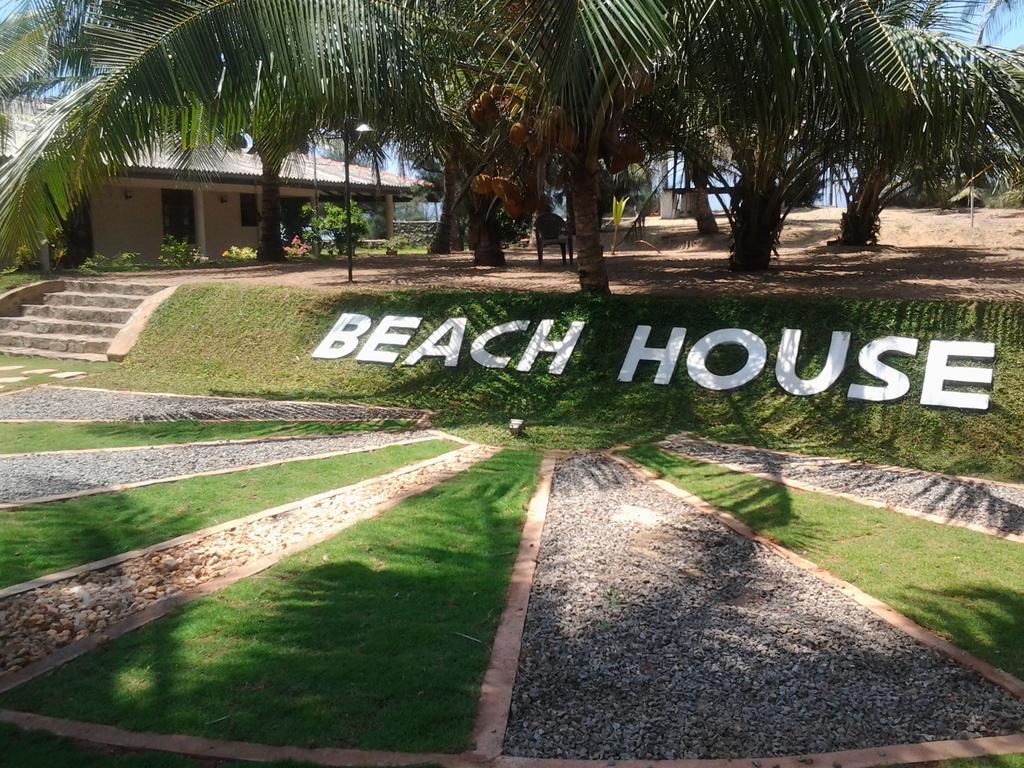 Beach House Negombo Bilik gambar