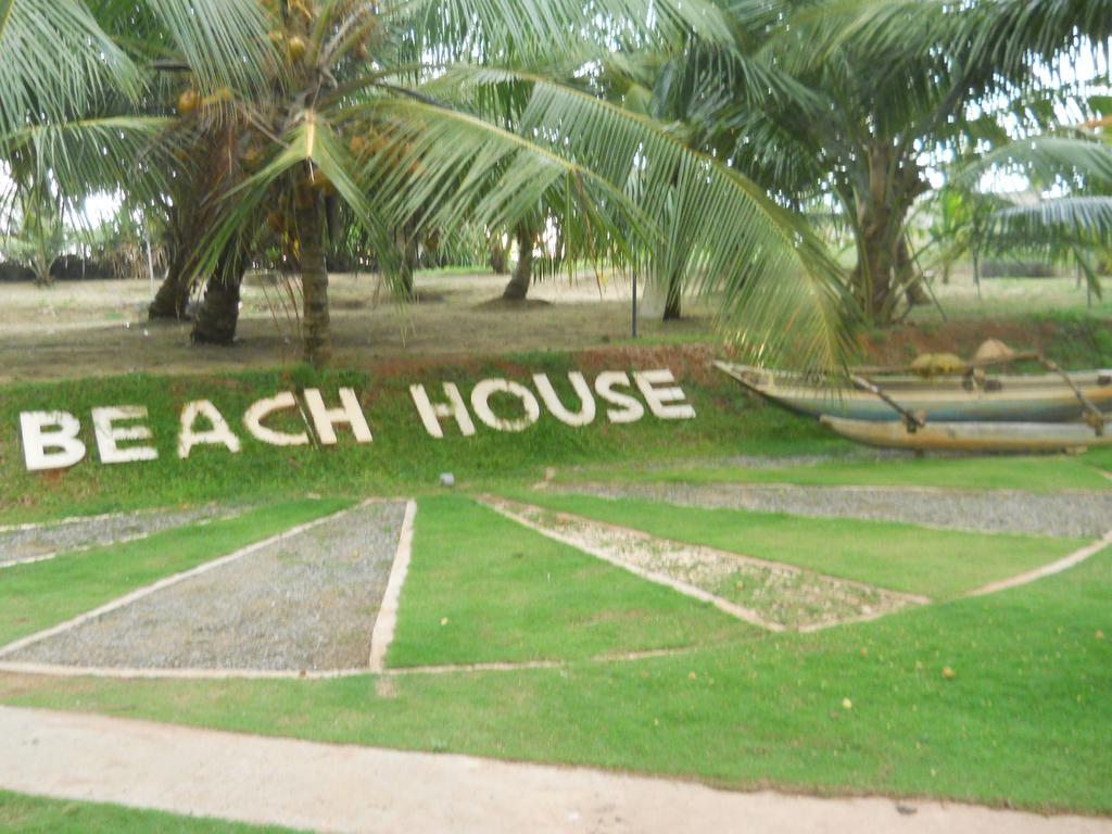 Beach House Negombo Luaran gambar